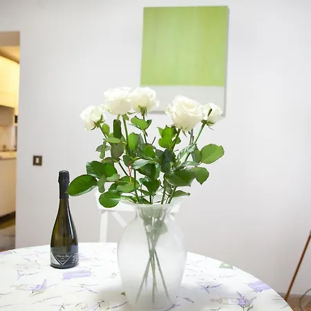 Andrea 2200 Apartamento *