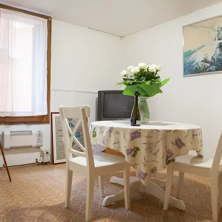 Apartman Andrea 2200 Velence